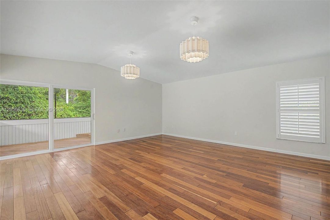 En Renta: $8,500 (4 camas, 3 baños, 2409 Pies cuadrados)