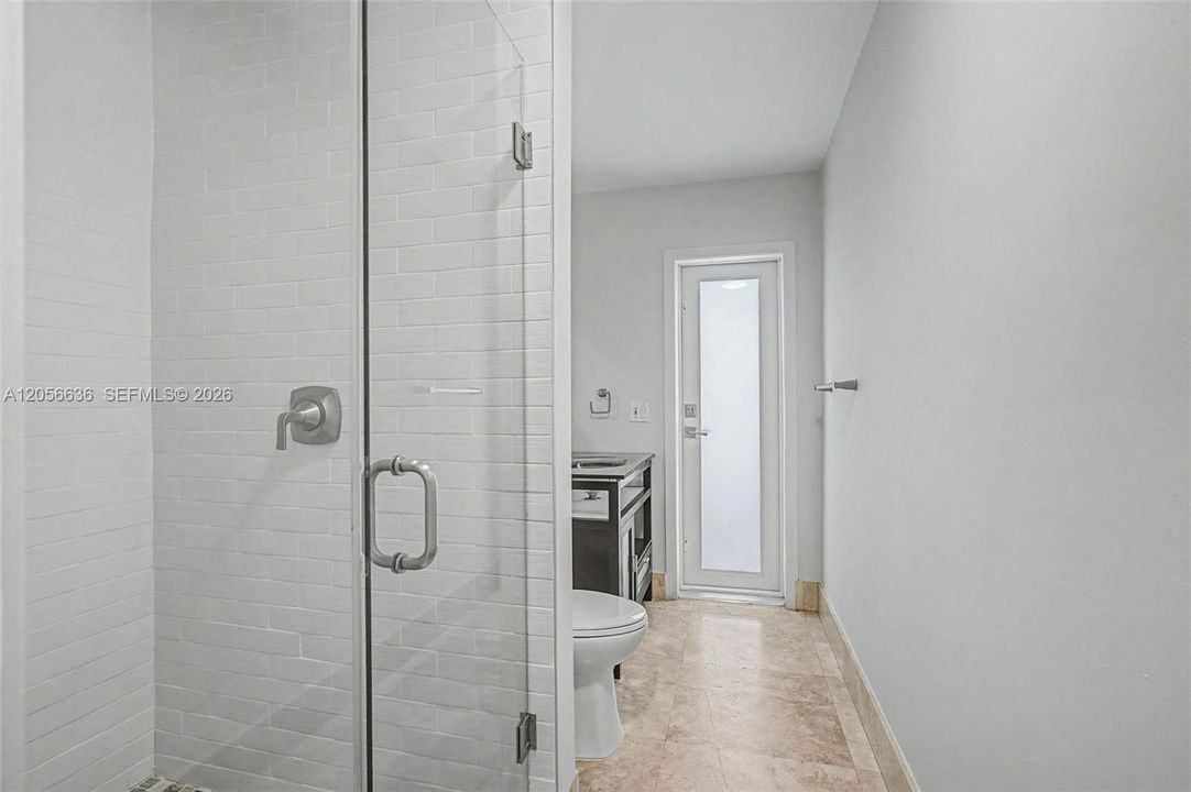 En Renta: $8,500 (4 camas, 3 baños, 2409 Pies cuadrados)