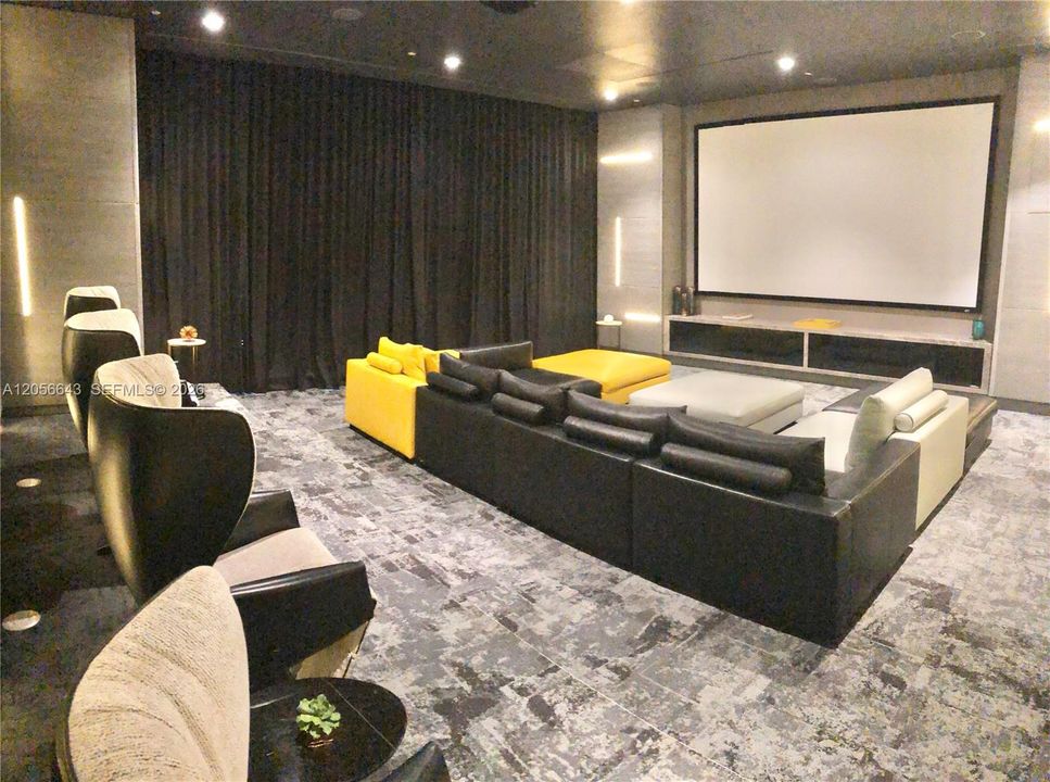 Active With Contract: $3,750 (1 beds, 2 baths, 851 Square Feet)