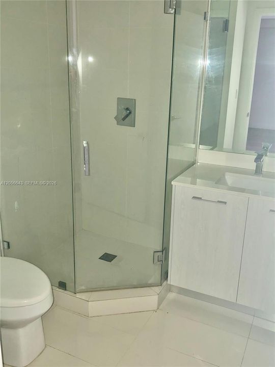 Active With Contract: $3,750 (1 beds, 2 baths, 851 Square Feet)