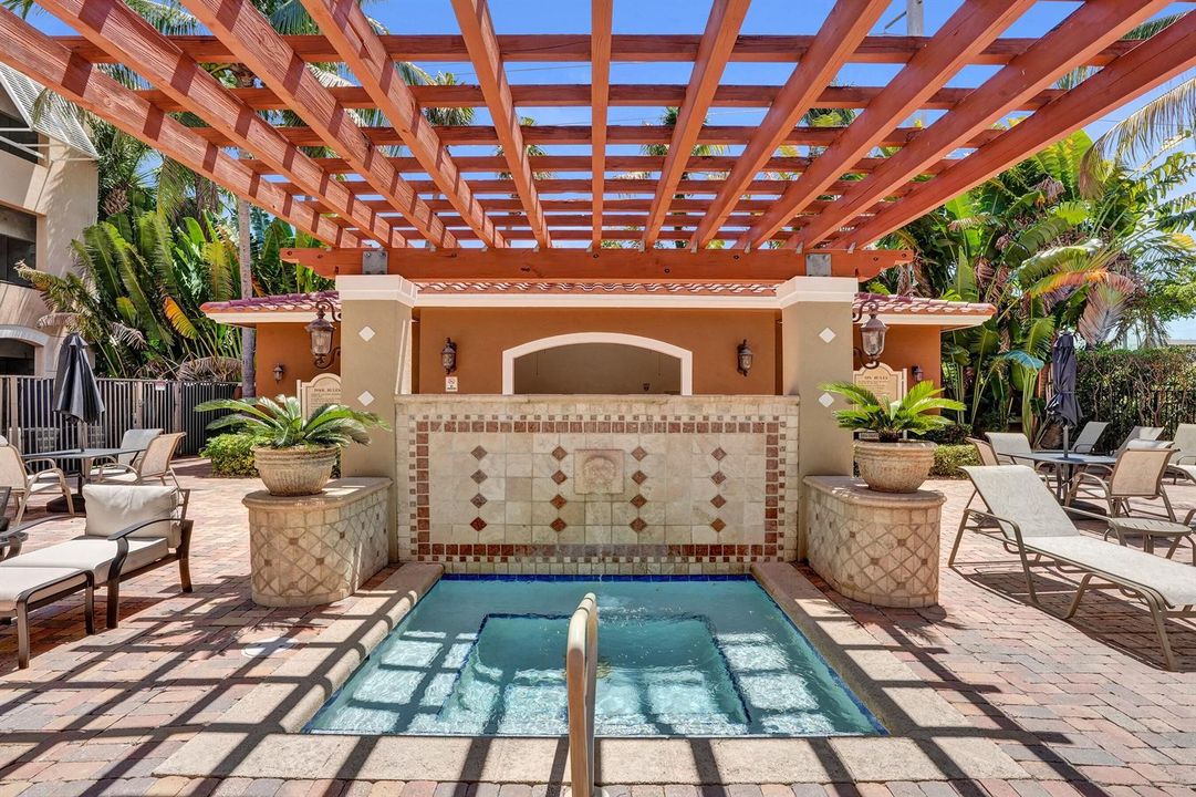 pergola