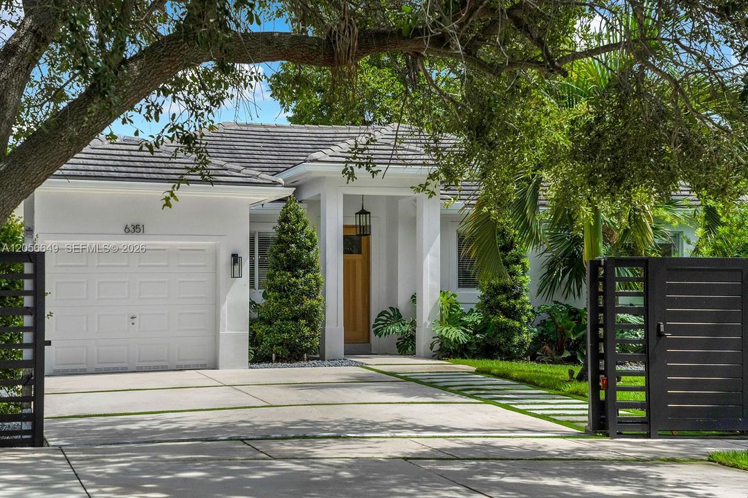 For Sale: $1,295,000 (3 beds, 2 baths, 1509 Square Feet)
