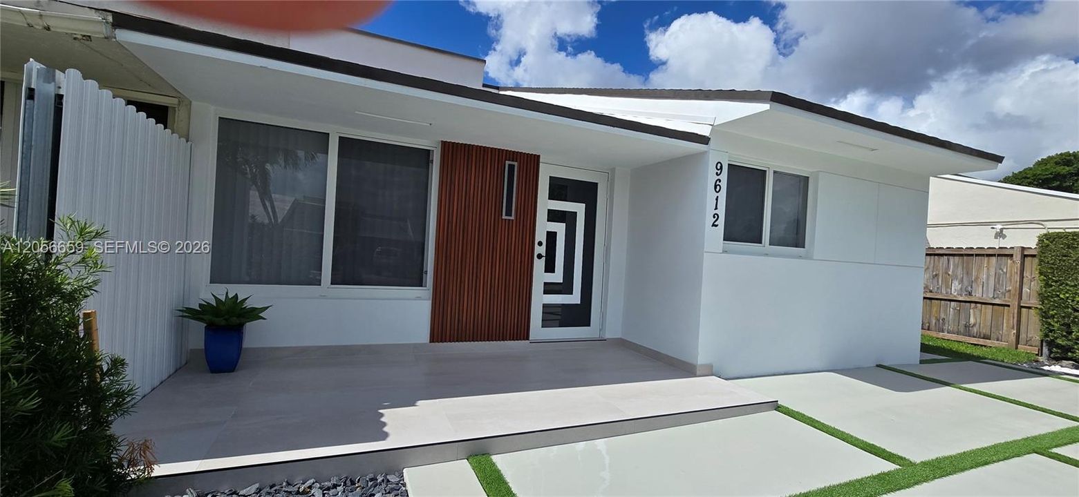 En Venta: $644,000 (3 camas, 2 baños, 1729 Pies cuadrados)