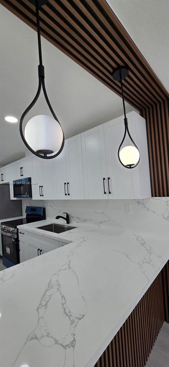 En Venta: $644,000 (3 camas, 2 baños, 1729 Pies cuadrados)