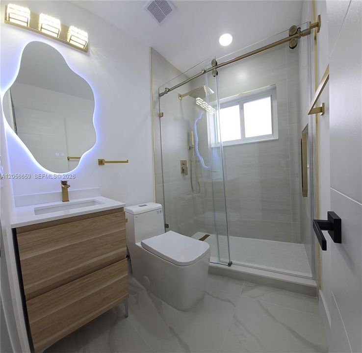 En Venta: $644,000 (3 camas, 2 baños, 1729 Pies cuadrados)
