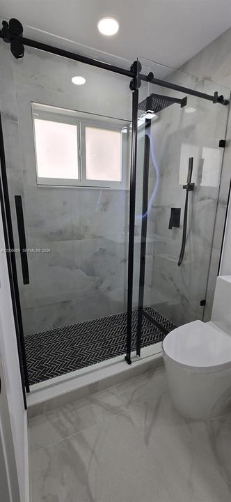 En Venta: $644,000 (3 camas, 2 baños, 1729 Pies cuadrados)