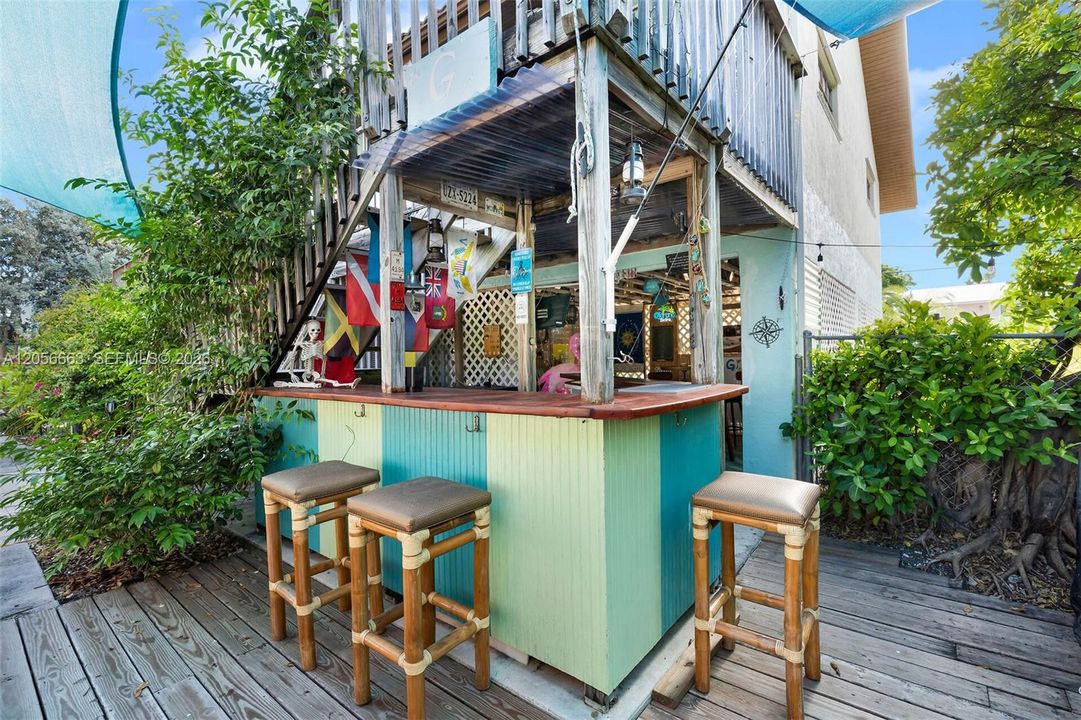 На продажу: $898,000 (2 спален, 2 ванн, 1458 Квадратных фут)