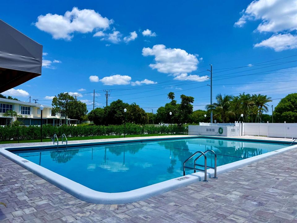 NORTH CLUBHOUSE