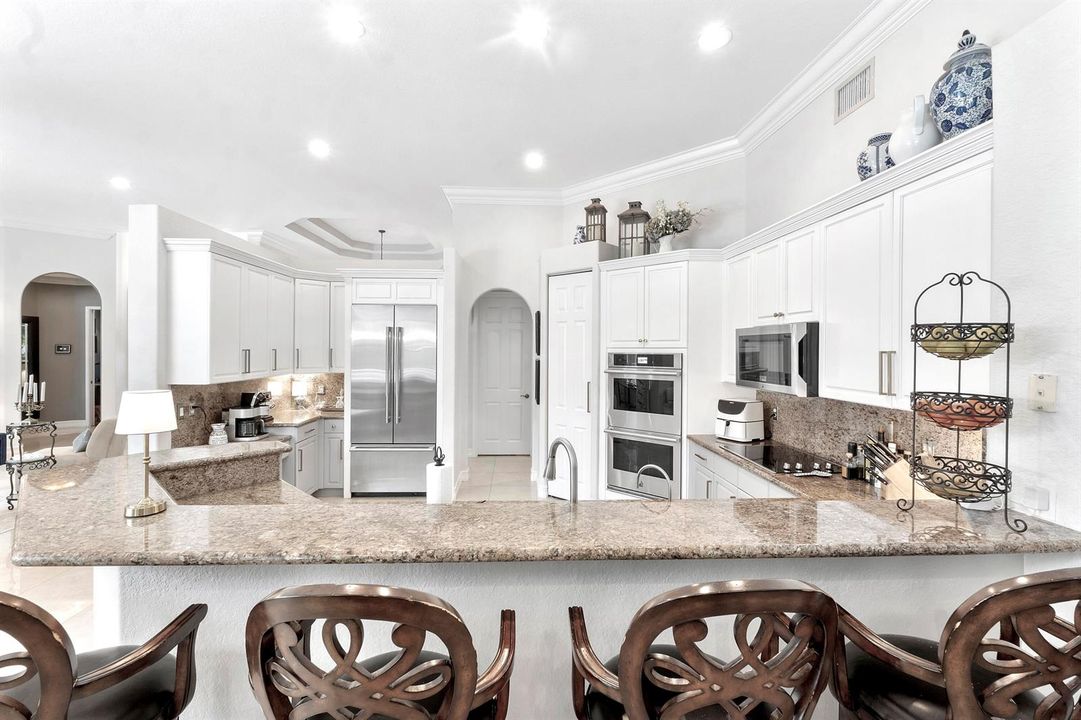9317 NW 62nd Ct_028