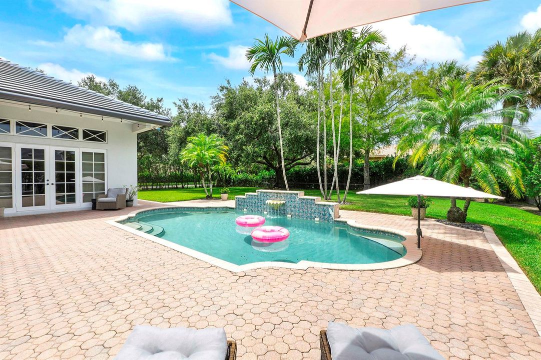 9317 NW 62nd Ct_033