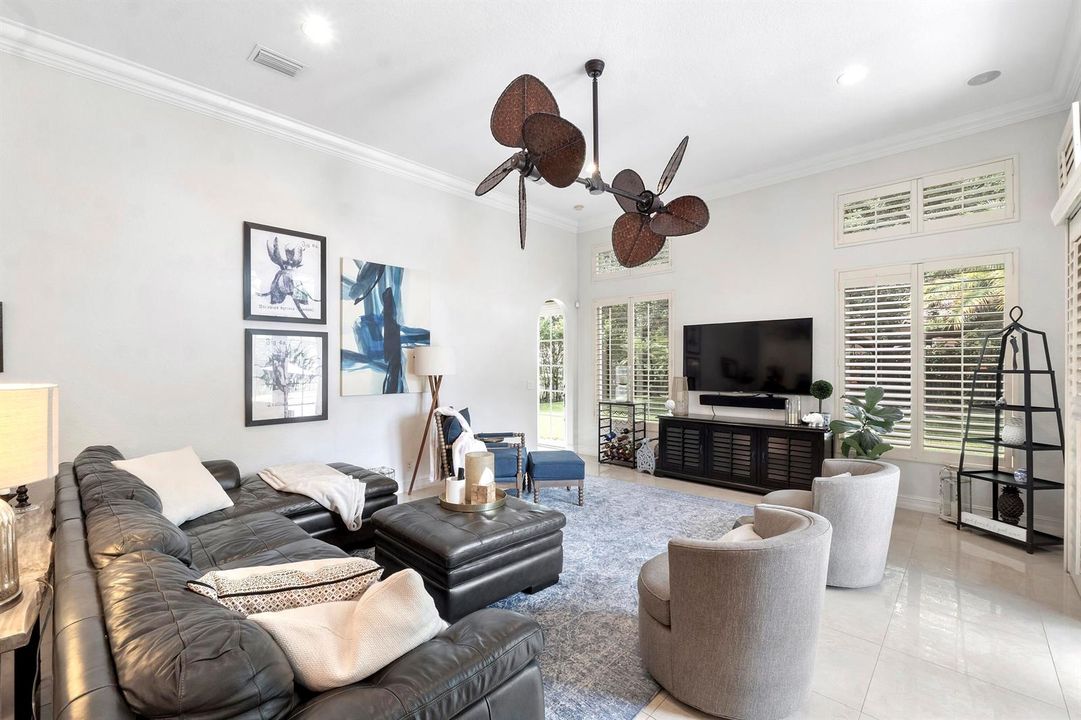9317 NW 62nd Ct_031