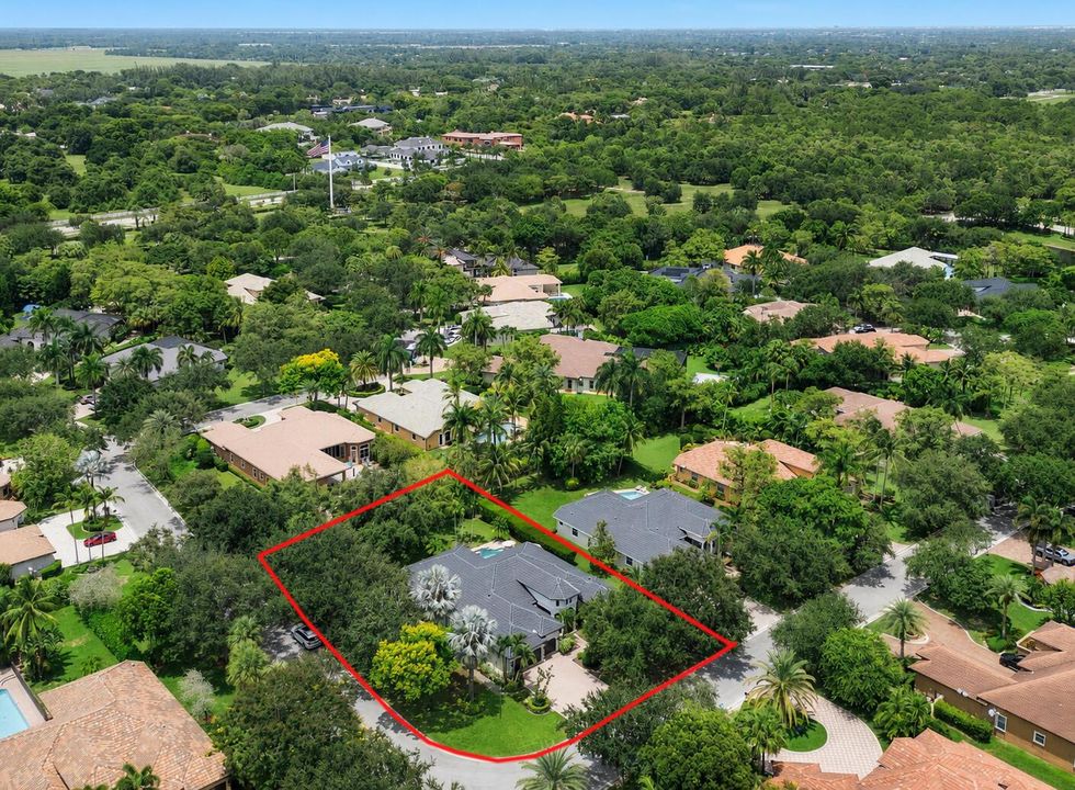 9317 NW 62nd Ct_014