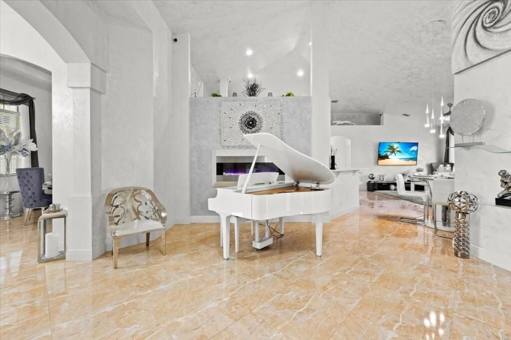 13-Formal Living Room