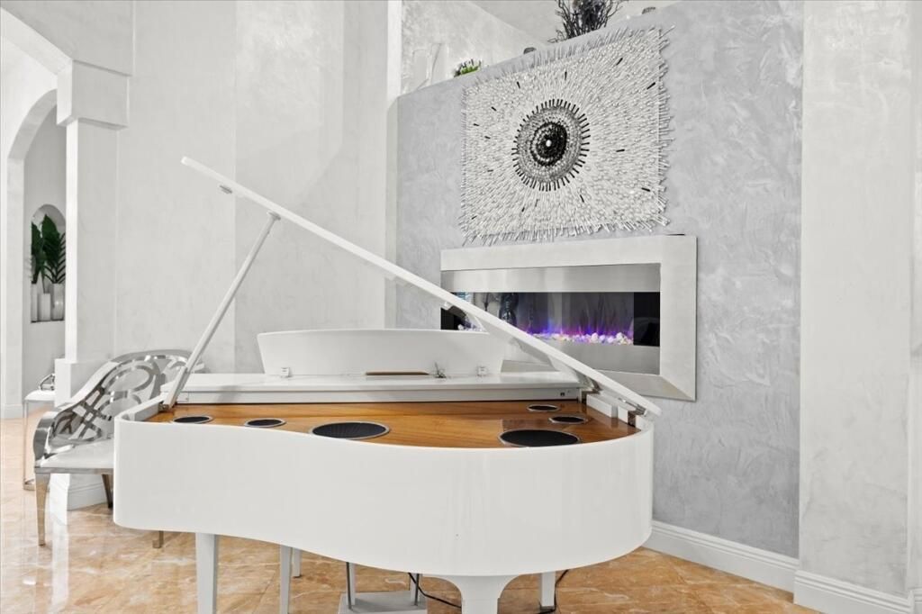 14-Formal Living Room