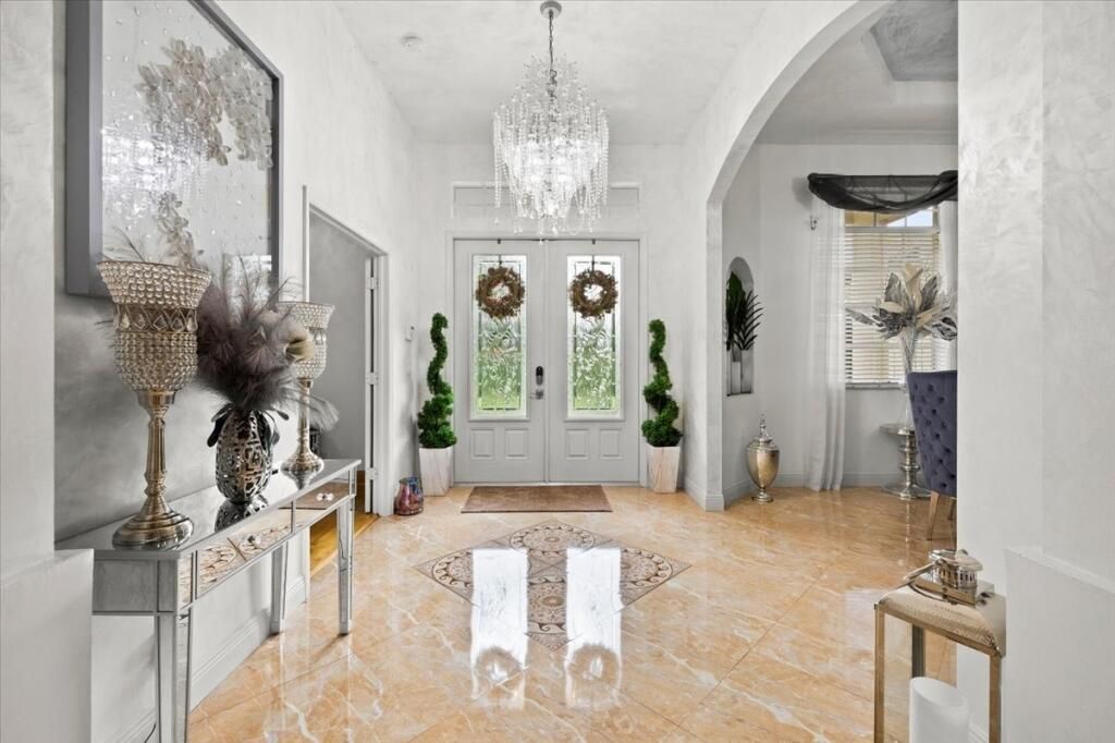 08-Foyer