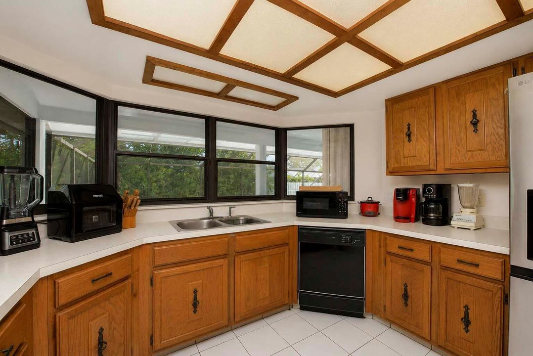 06- Kitchen (5)