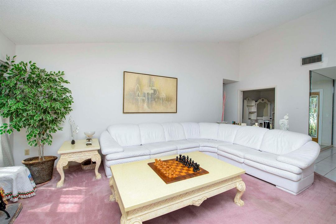 02- Livingroom (4)