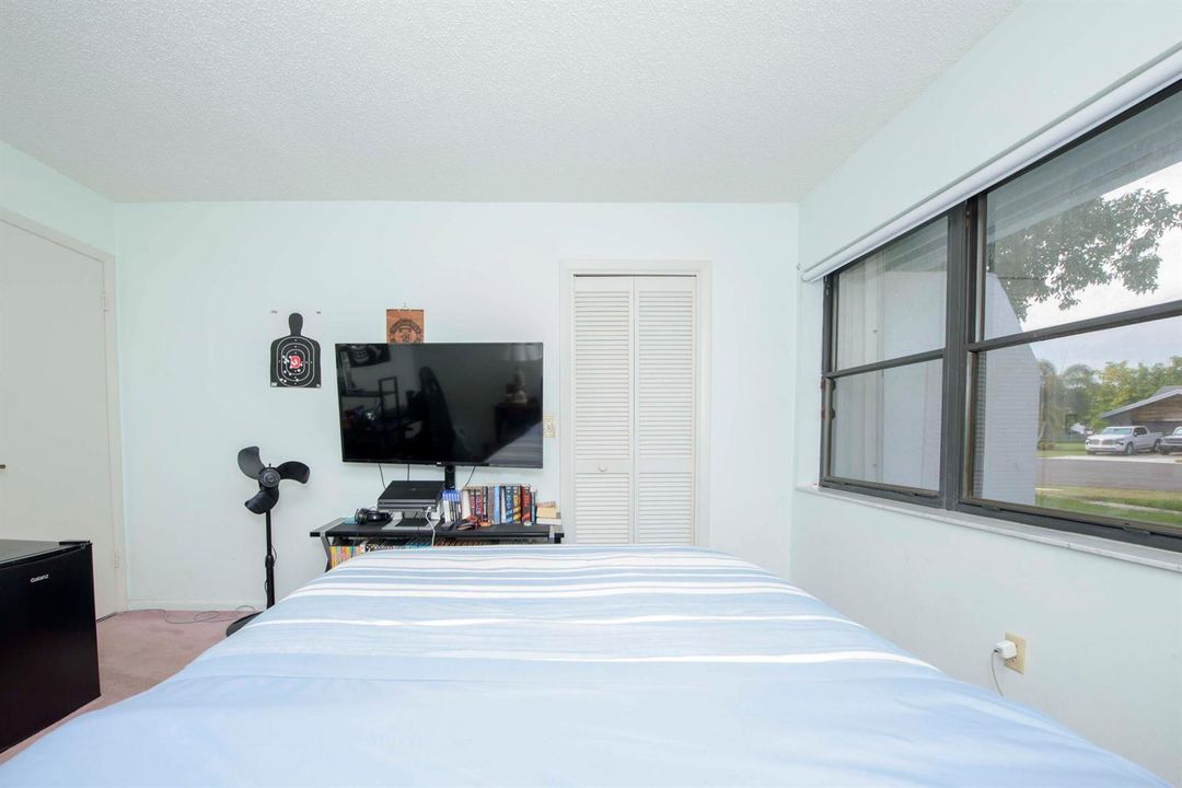 14- 3rd bedroom (3)