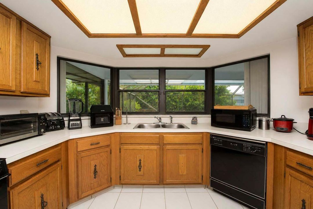 06- Kitchen (4)