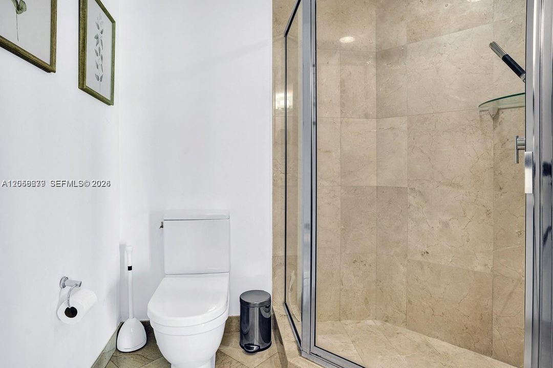 For Rent: $6,000 (3 beds, 2 baths, 1489 Square Feet)