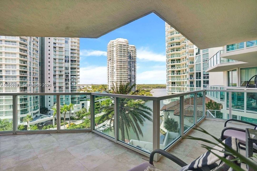 For Rent: $6,000 (3 beds, 2 baths, 1489 Square Feet)