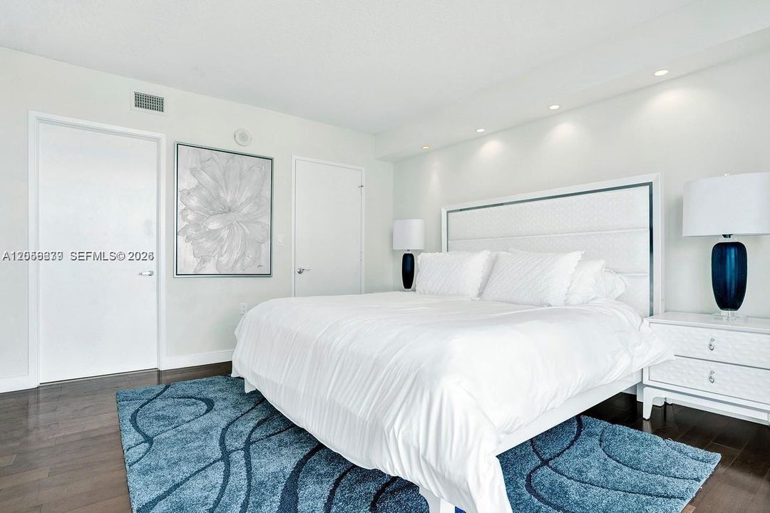 For Rent: $6,000 (3 beds, 2 baths, 1489 Square Feet)