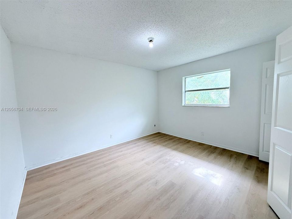 В аренду: $1,650 (2 спален, 2 ванн, 1095 Квадратных фут)