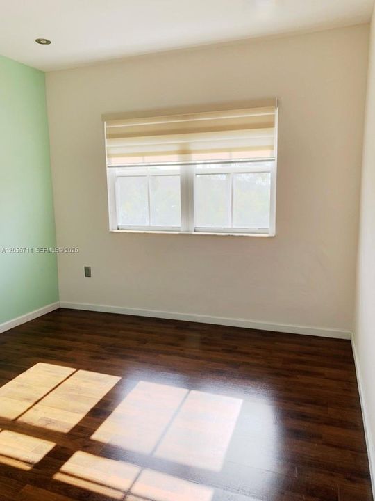 For Rent: $2,650 (2 beds, 2 baths, 1205 Square Feet)