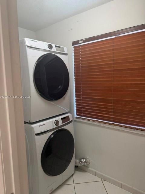 В аренду: $5,000 (3 спален, 2 ванн, 1583 Квадратных фут)
