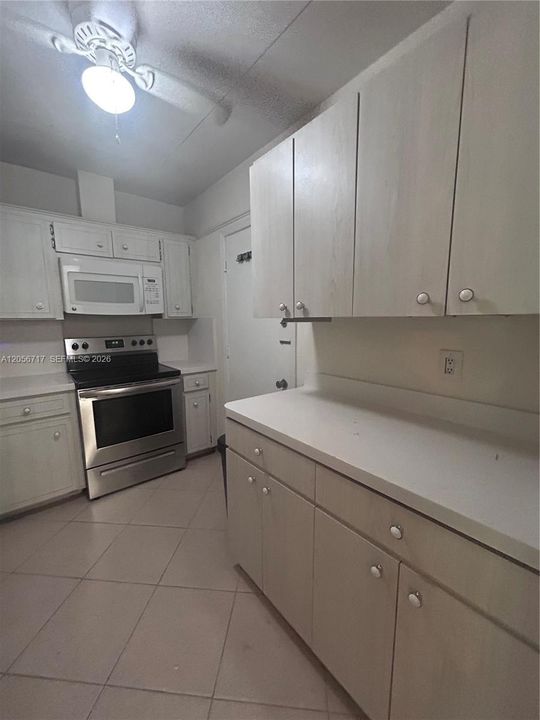 En Renta: $2,000 (2 camas, 2 baños, 1100 Pies cuadrados)