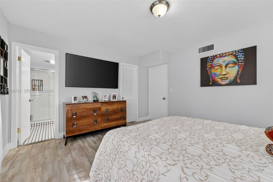 В аренду: $2,500 (2 спален, 2 ванн, 1170 Квадратных фут)