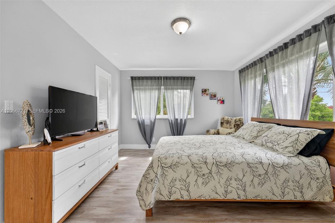 В аренду: $2,500 (2 спален, 2 ванн, 1170 Квадратных фут)