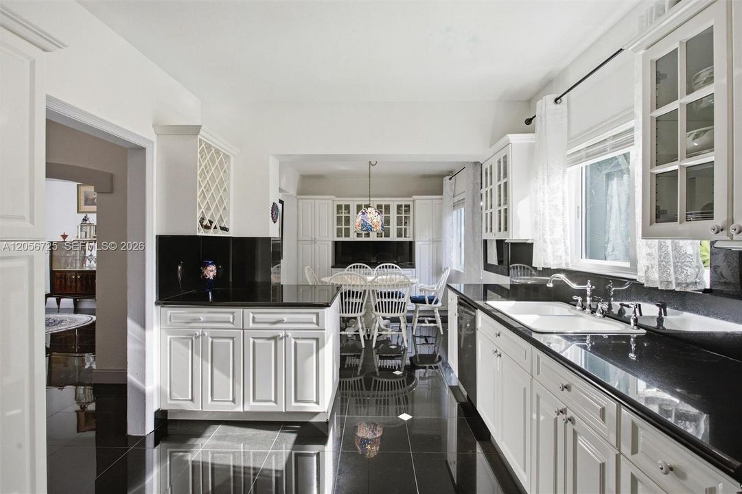 Spacious w/ tons of natural light