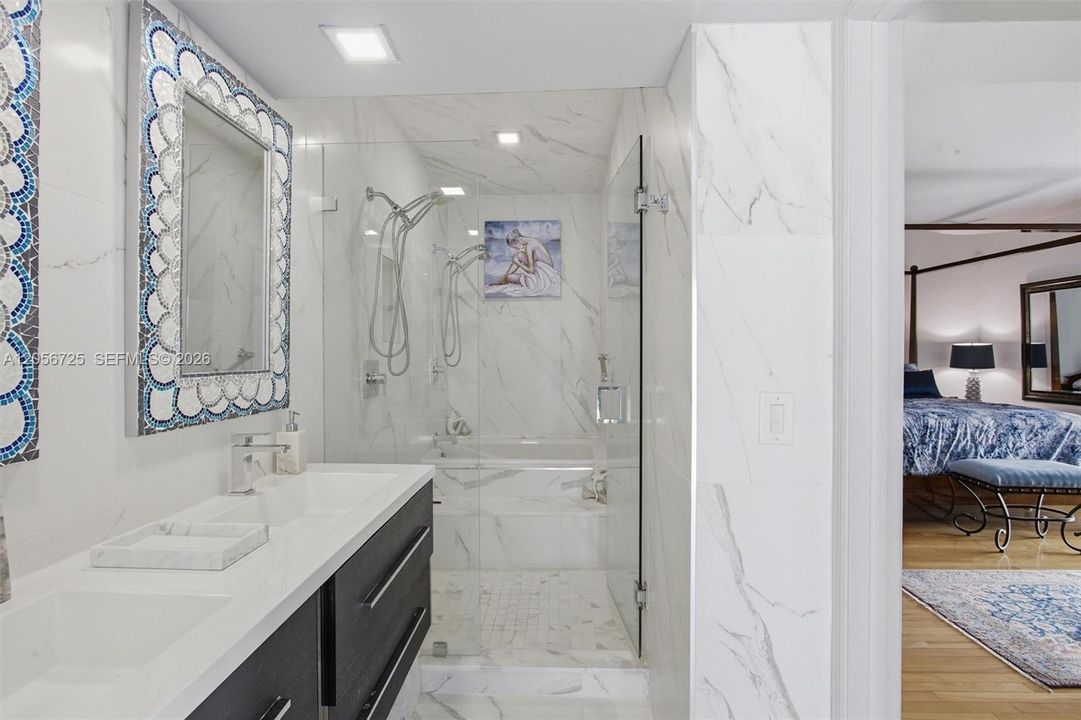 Renovated features Dual shower heads and tub