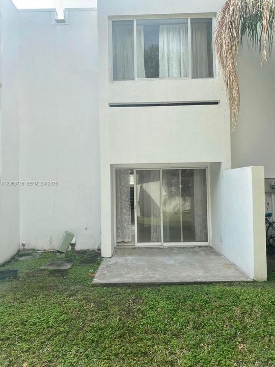 En Renta: $2,000 (2 camas, 1 baños, 1277 Pies cuadrados)
