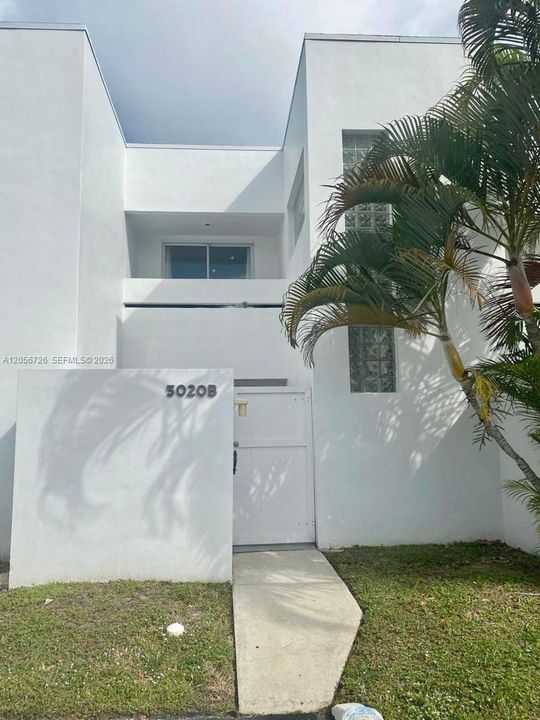 En Renta: $2,000 (2 camas, 1 baños, 1277 Pies cuadrados)