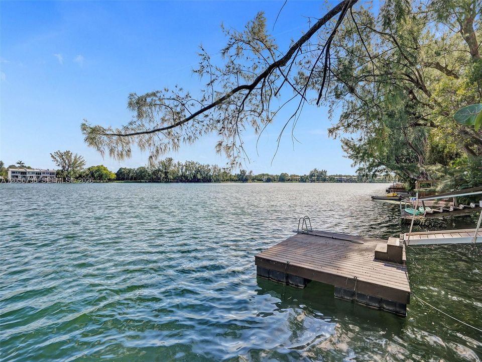 En Venta: $775,000 (2 camas, 2 baños, 1552 Pies cuadrados)