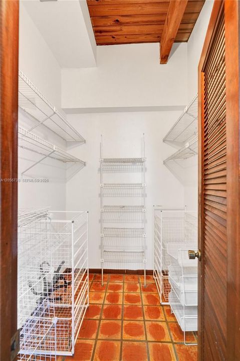 En Venta: $775,000 (2 camas, 2 baños, 1552 Pies cuadrados)