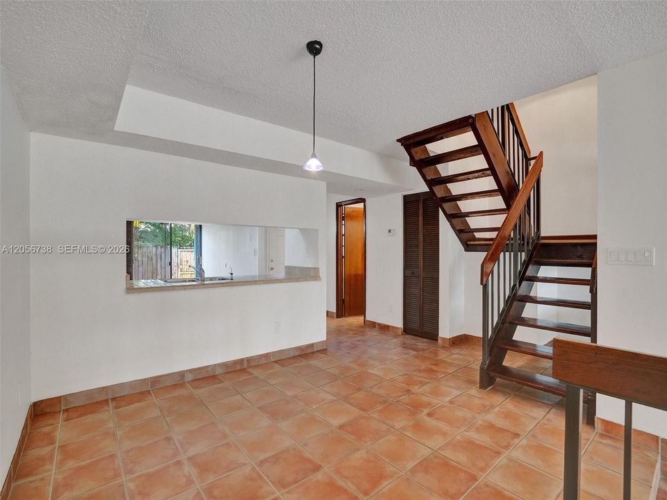 En Venta: $775,000 (2 camas, 2 baños, 1552 Pies cuadrados)