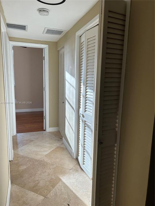 For Rent: $3,950 (4 beds, 2 baths, 1644 Square Feet)
