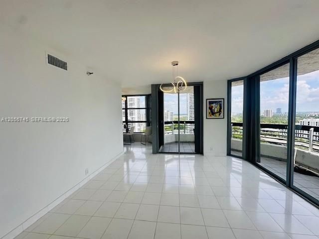 For Rent: $3,650 (2 beds, 2 baths, 1361 Square Feet)