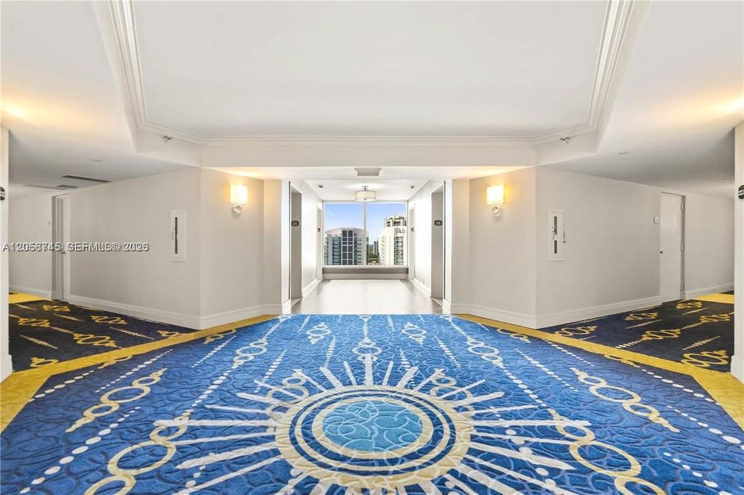 For Rent: $3,650 (2 beds, 2 baths, 1361 Square Feet)