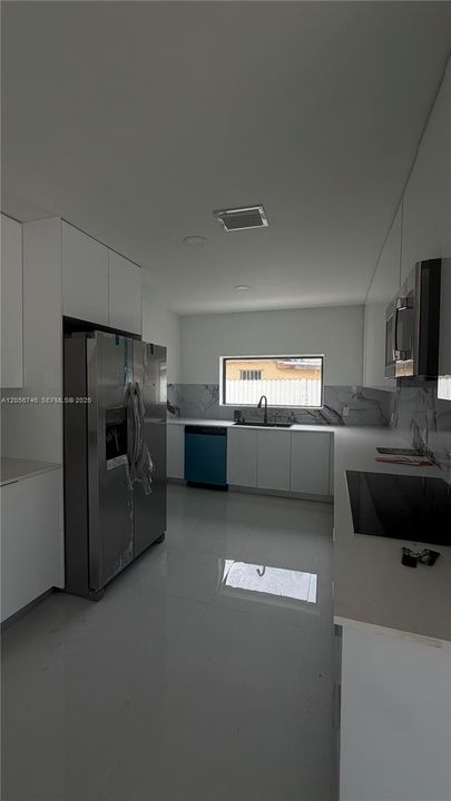 В аренду: $5,300 (4 спален, 4 ванн, 3002 Квадратных фут)