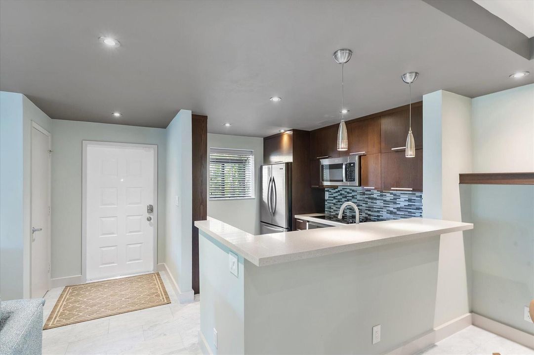 09-2705 Oakland Forest Drive unit 104_00