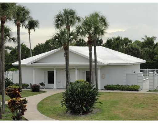 1 OR 4 CLUBHOUSES