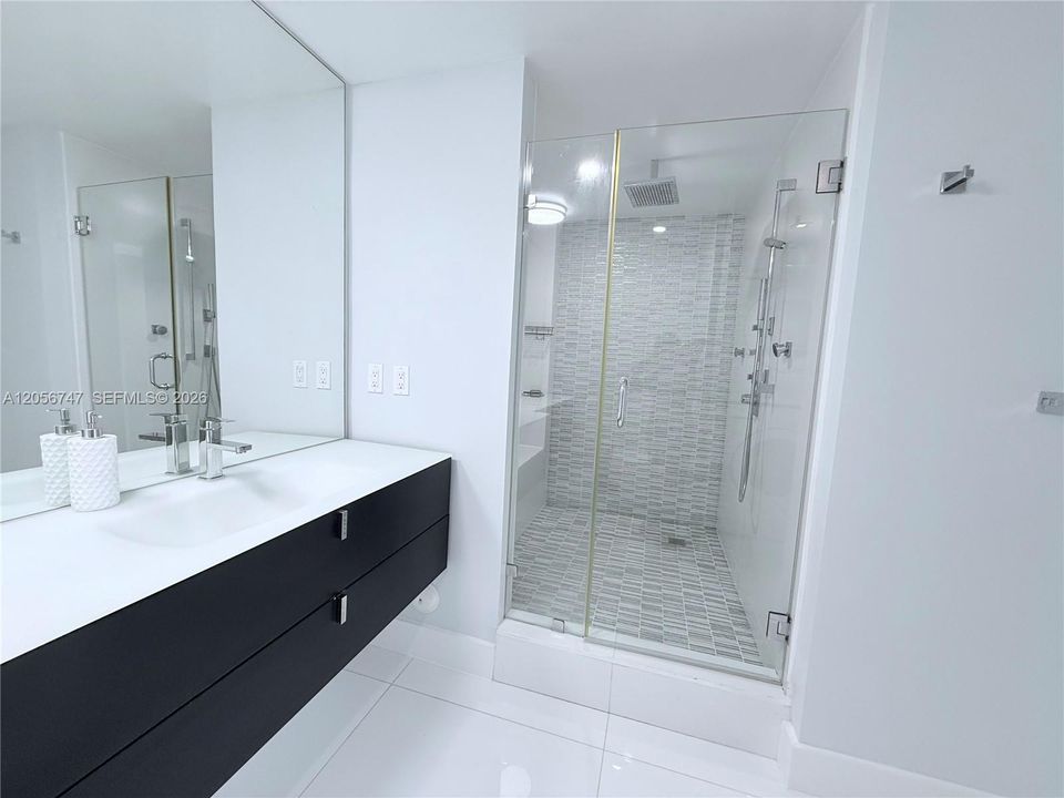 En Renta: $3,600 (2 camas, 2 baños, 1525 Pies cuadrados)