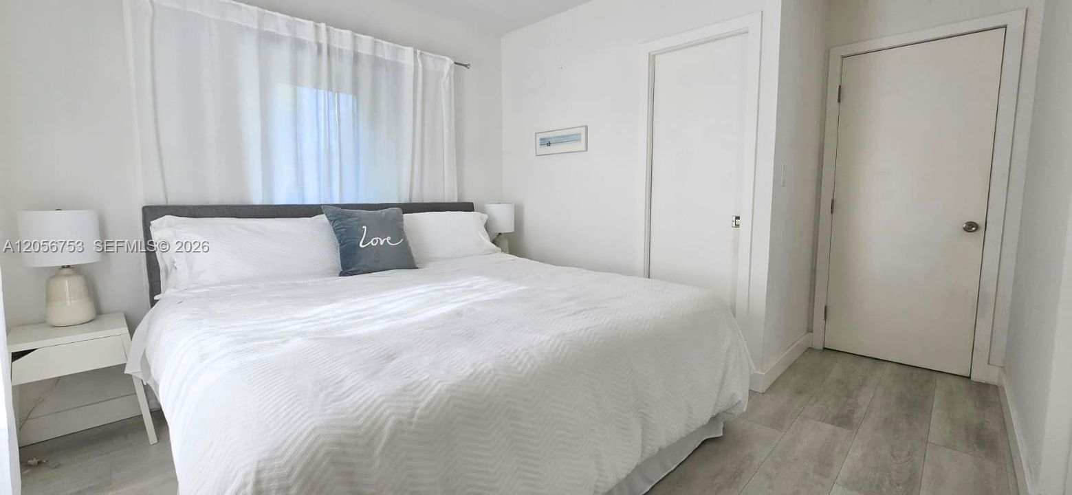 For Rent: $5,500 (3 beds, 2 baths, 1180 Square Feet)