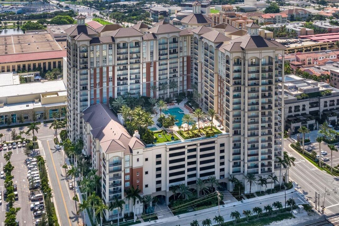 CityPlace South Tower Pool Deck