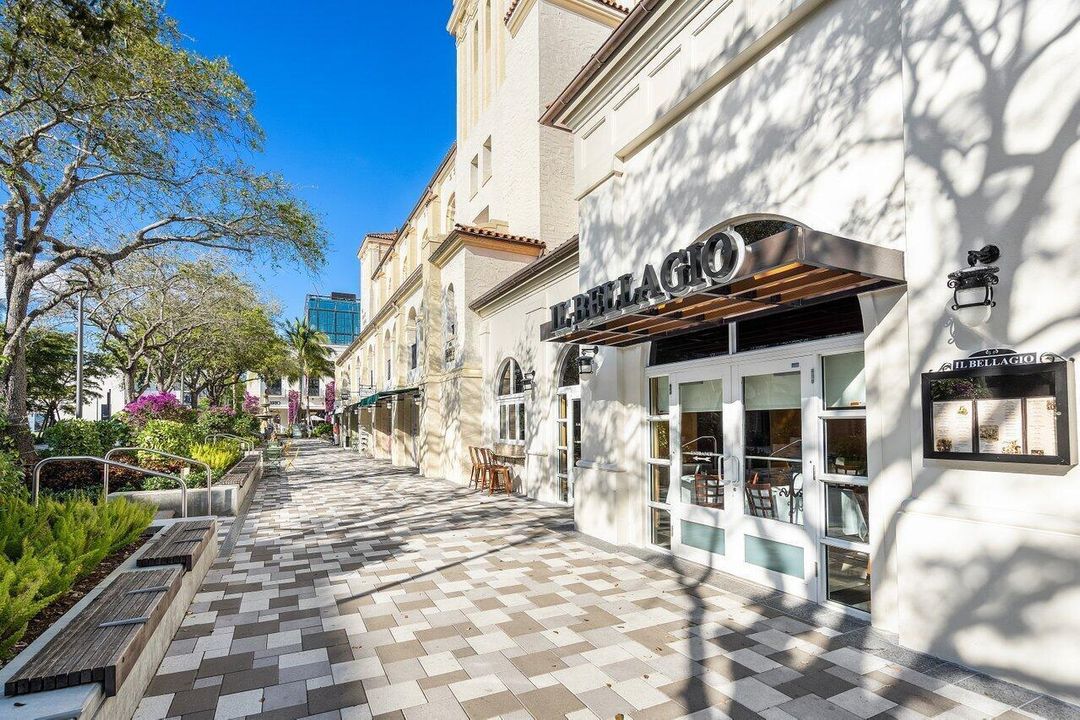 The Square Shopping and Fine Dining