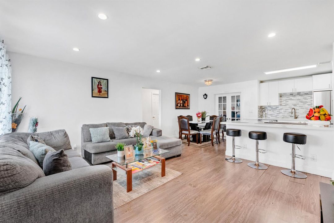 5711 Nw 65th Way-10